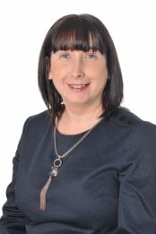 Miss Nicola Annett